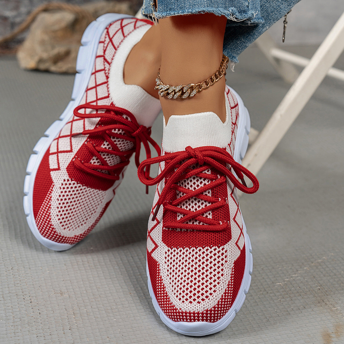 Colorblock Plaid Lace-Up Flyknit Sneakers Ins Mesh Casual Shoes Fashion Breathable Walking Running Sports Shoes For Women